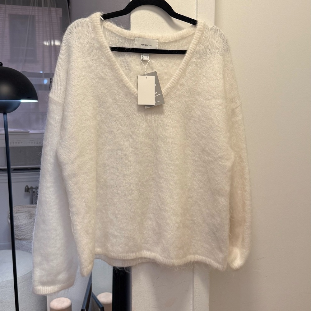 H&M Women's White and Cream Sweatshirt